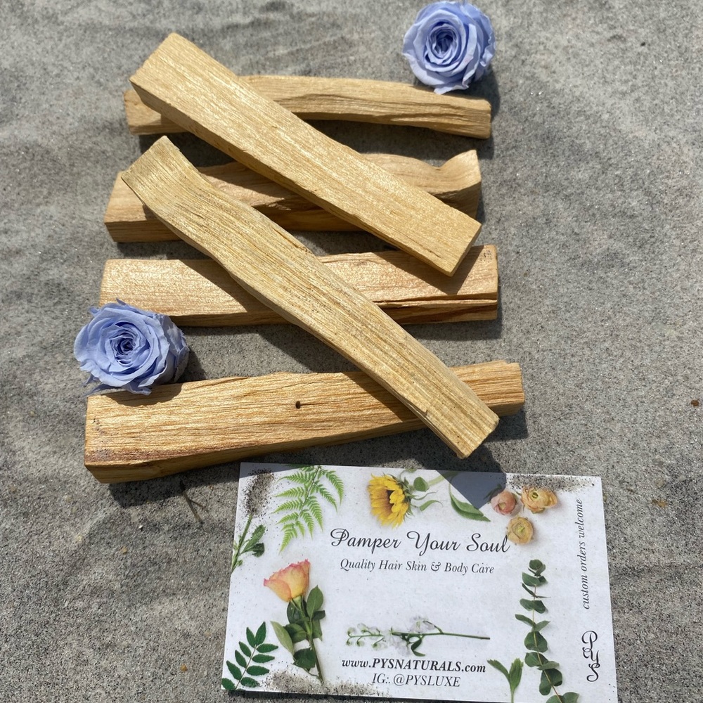 Hand made floral sage & palo santo ✨